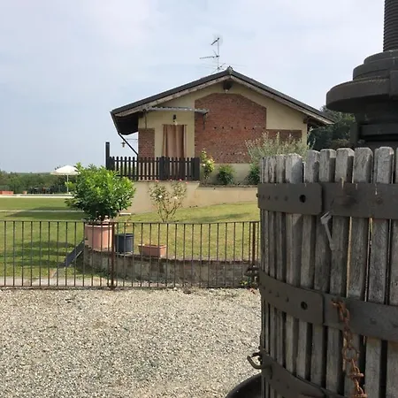 Dt Cascina Gabannone Konukevi *